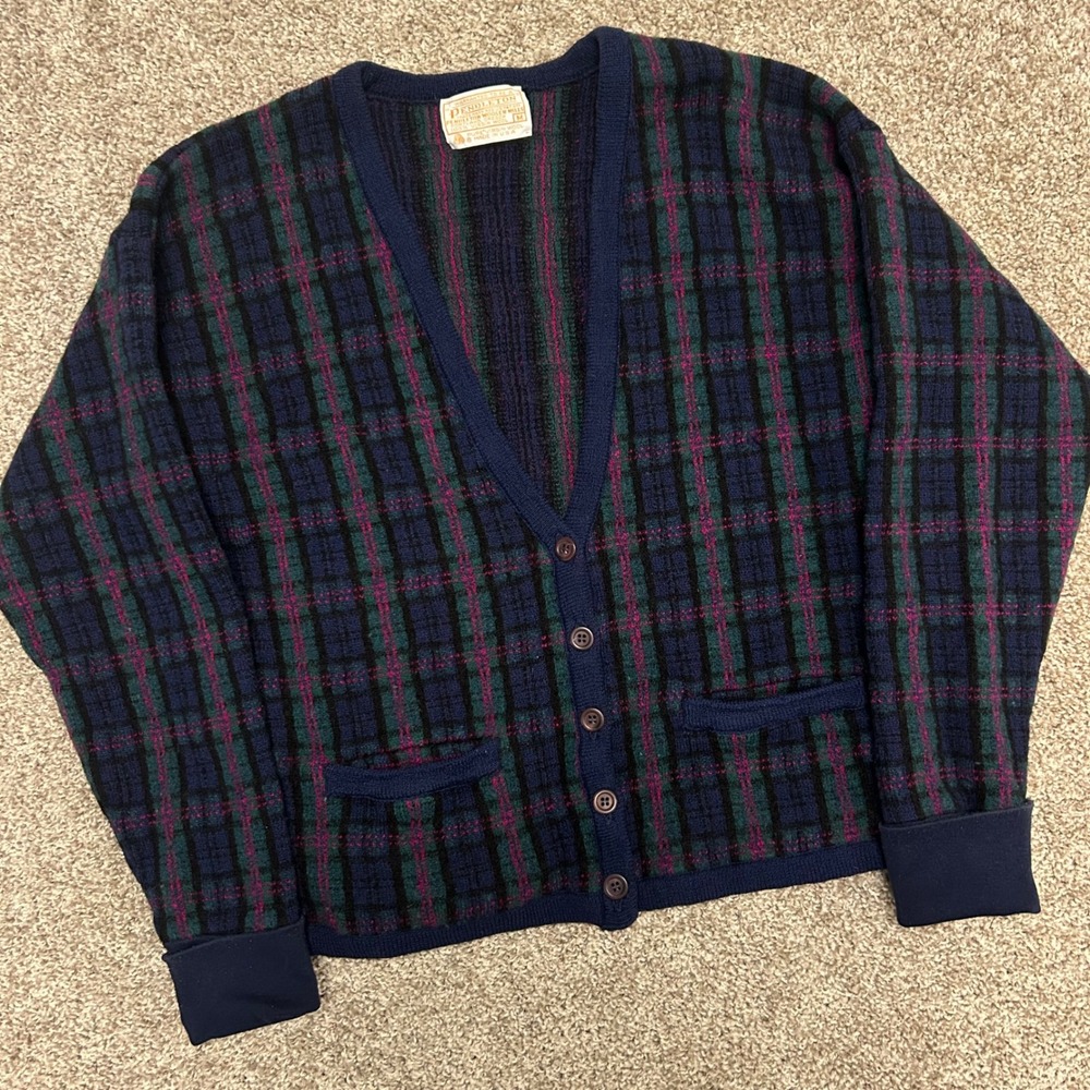 Vintage Pendleton 100% Wool Button Cardigan Sweater USA Made Women Size Medium